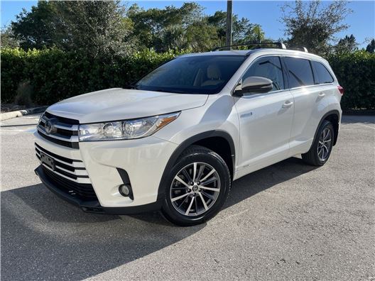 2018 Toyota Highlander Hybrid for sale in Naples, Florida 34102