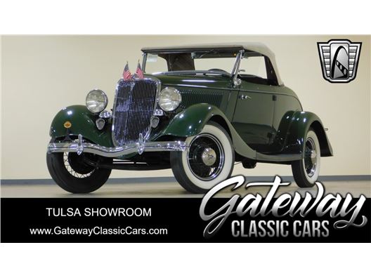 1934 Ford Custom Deluxe / Deluxe for sale on GoCars.org
