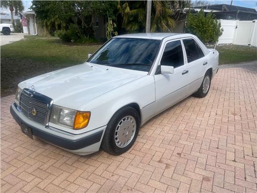 1993 Mercedes-Benz 300-Class for sale on GoCars.org