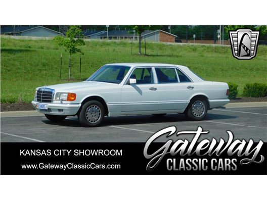 1990 Mercedes-Benz 560SEL for sale in Olathe, Kansas 66061