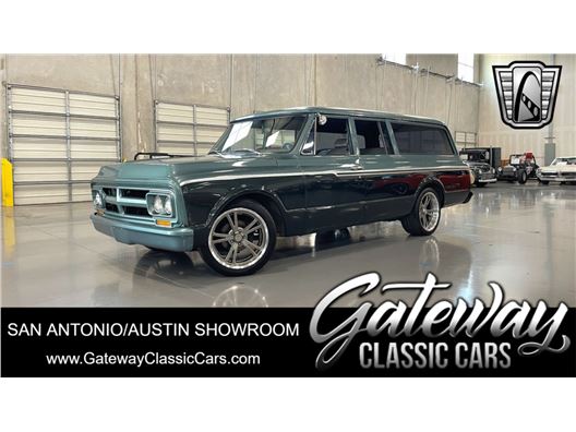 1969 GMC Suburban for sale in New Braunfels, Texas 78130