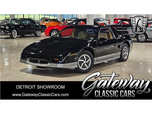 1985 Pontiac Fiero for sale in Dearborn, Michigan 48120