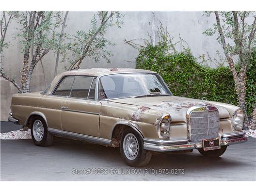 1965 Mercedes-Benz 300SE for sale in Los Angeles, California 90063