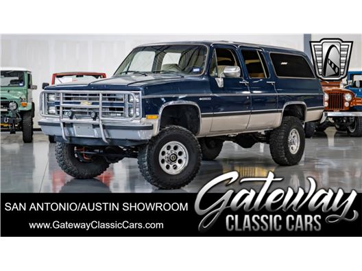 1985 Chevrolet Suburban for sale in New Braunfels, Texas 78130