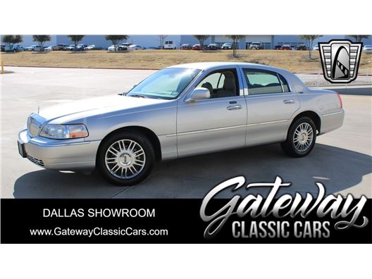 2009 Lincoln Town Car for sale in Grapevine, Texas 76051