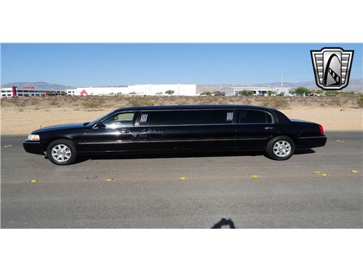 2007 Lincoln Town Car for sale in Las Vegas, Nevada 89118