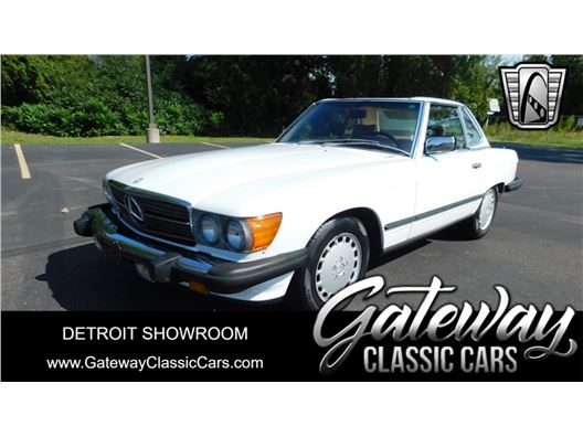 1986 Mercedes-Benz 560 SL for sale in Dearborn, Michigan 48120