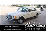 1985 Mercedes-Benz 300D for sale in Houston, Texas 77090