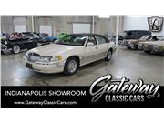 2002 Lincoln Town Car for sale in Indianapolis, Indiana 46268