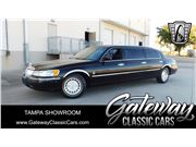 2001 Lincoln Town Car for sale in Ruskin, Florida 33570